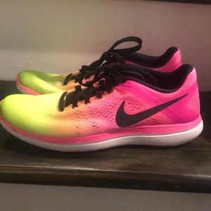 Nike Flex 16 Running shoe